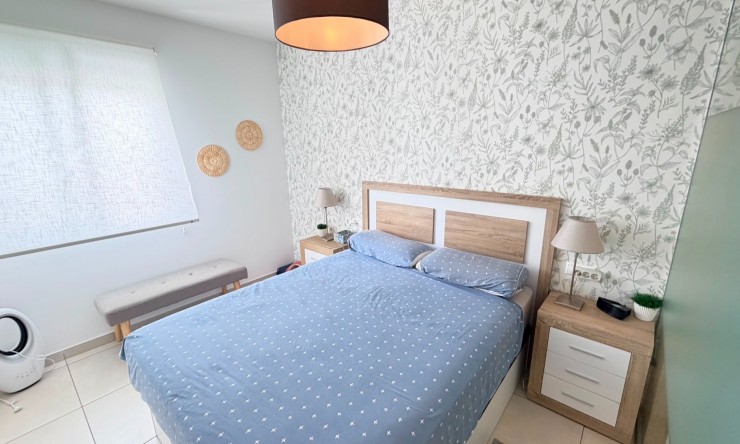 Re-Sale - Apartment - Torrevieja - Aguas Nuevas