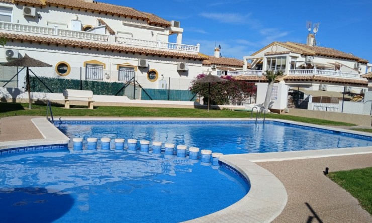 Videresalg - Rekkehus - Orihuela Costa - Punta Prima