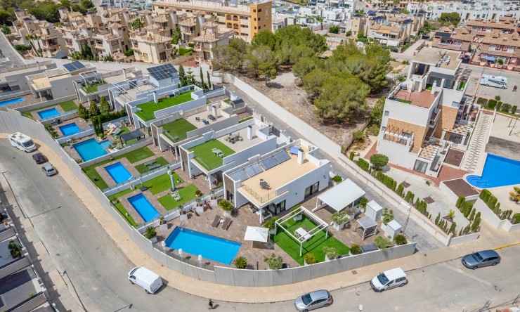 Reventa - Chalet - Orihuela Costa - Villamartin