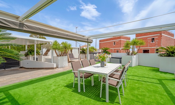 Reventa - Chalet - Orihuela Costa - Villamartin