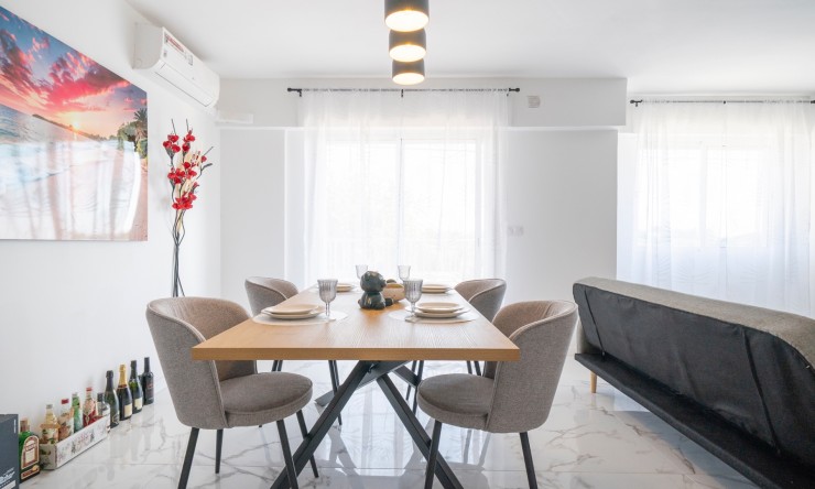 Re-Sale - Apartment - Orihuela Costa - Punta Prima