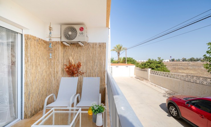 Re-Sale - Apartment - Orihuela Costa - Punta Prima