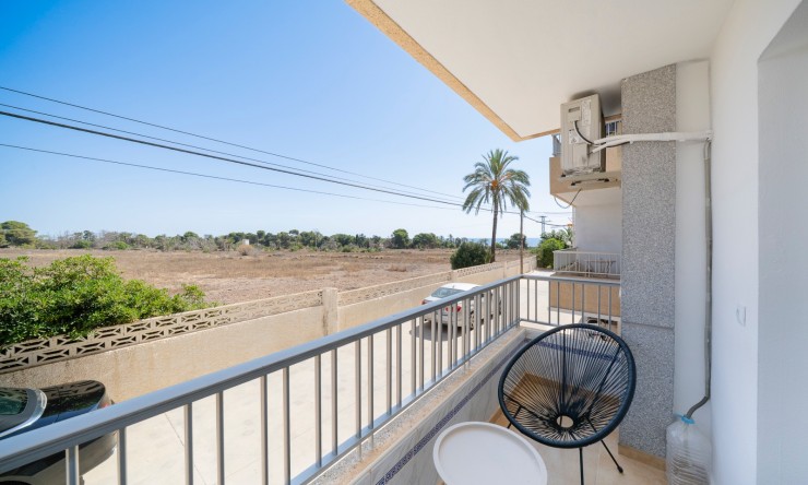 Re-Sale - Apartment - Orihuela Costa - Punta Prima