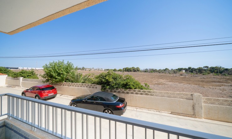 Re-Sale - Apartment - Orihuela Costa - Punta Prima