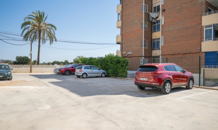Re-Sale - Apartment - Orihuela Costa - Punta Prima