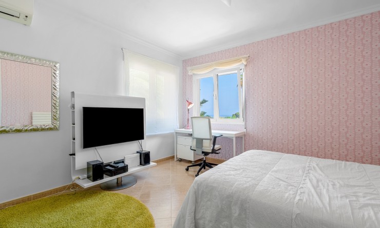 Re-Sale - Detached Villa - Benissa - Carrio