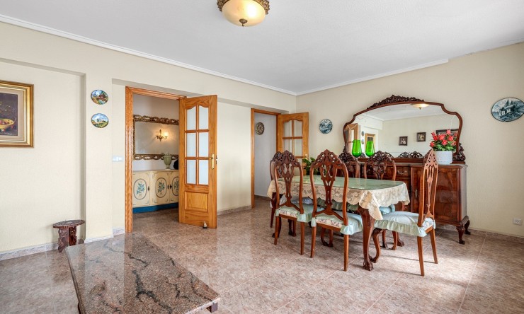 Re-Sale - Apartment - Torrevieja - Playa Del Cura