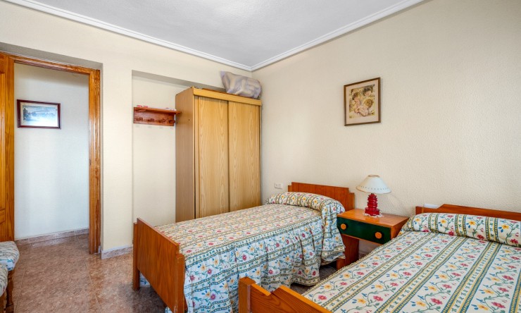 Re-Sale - Apartment - Torrevieja - Playa Del Cura
