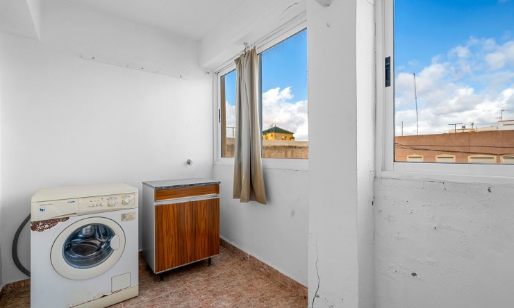 Re-Sale - Apartment - Torrevieja - Playa Del Cura