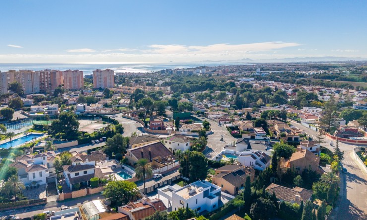 Reventa - Chalet - Orihuela Costa - Dehesa de Campoamor