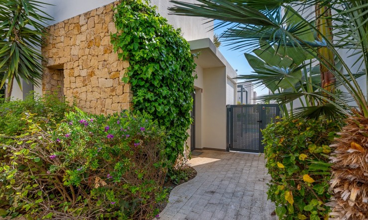 Re-Sale - Detached Villa - Ciudad Quesada - La Laguna