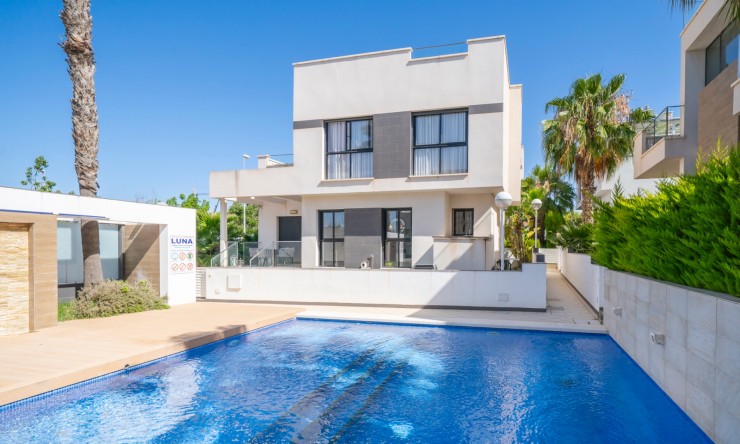 Re-Sale - Detached Villa - Ciudad Quesada - La Laguna