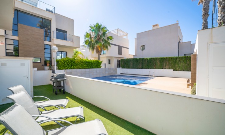 Re-Sale - Detached Villa - Ciudad Quesada - La Laguna
