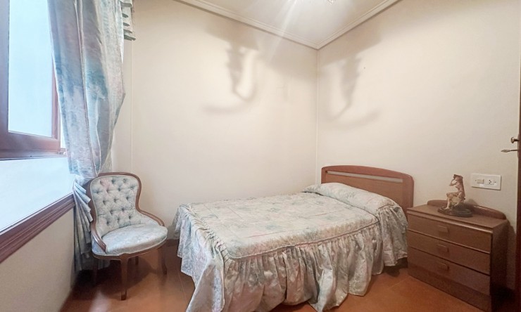 Re-Sale - Apartment - Torrevieja - Torrevieja - Centre