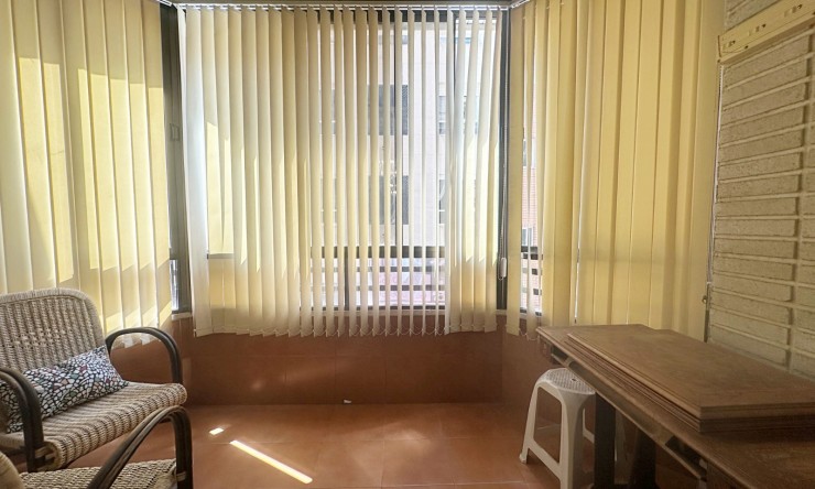 Re-Sale - Apartment - Torrevieja - Torrevieja - Centre