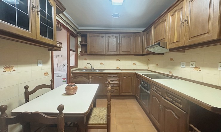 Re-Sale - Apartment - Torrevieja - Torrevieja - Centre
