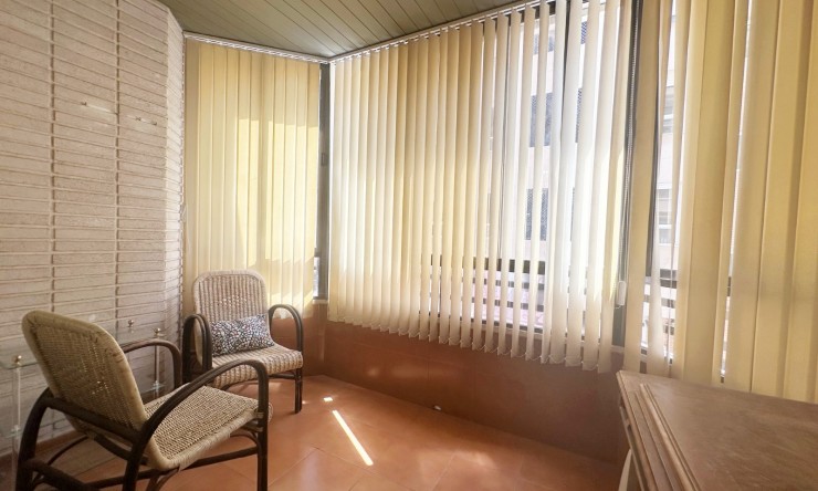 Re-Sale - Apartment - Torrevieja - Torrevieja - Centre