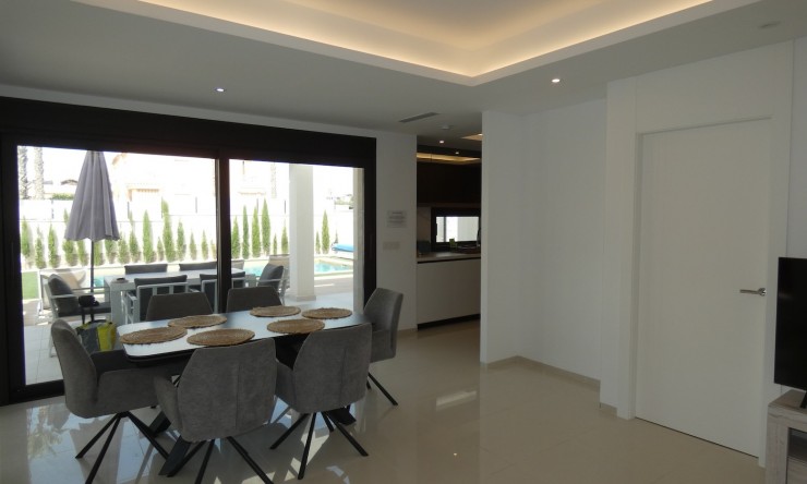 Reventa - Chalet - Ciudad Quesada - Doña Pepa