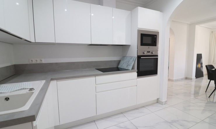 Re-Sale - Detached Villa - Ciudad Quesada - La Fiesta