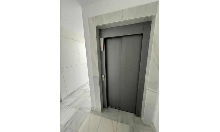 Reventa - Apartamento - Orihuela Costa - Villamartin