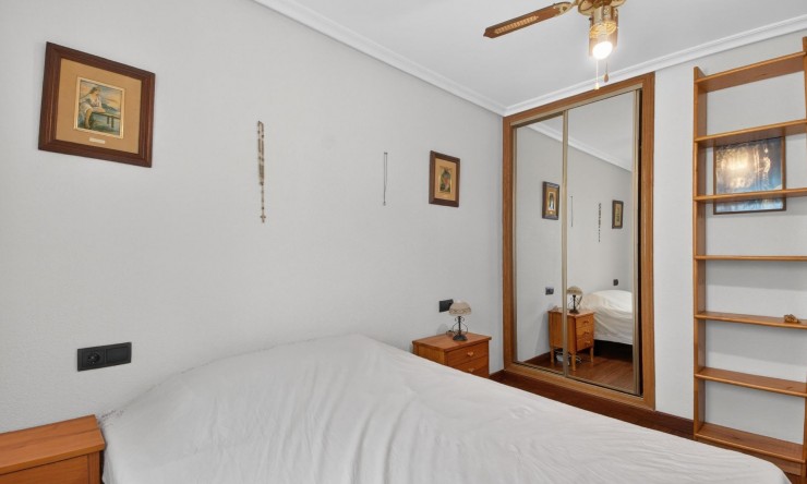Re-Sale - Apartment - Torrevieja - Parque de las Naciones