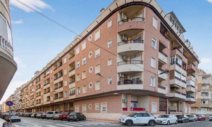 Re-Sale - Apartment - Torrevieja - Parque de las Naciones