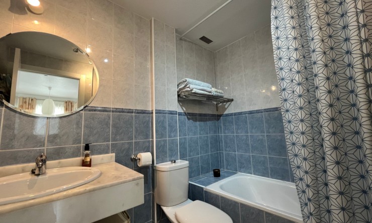 Re-Sale - Apartment - Villamartin - Panorama Golf