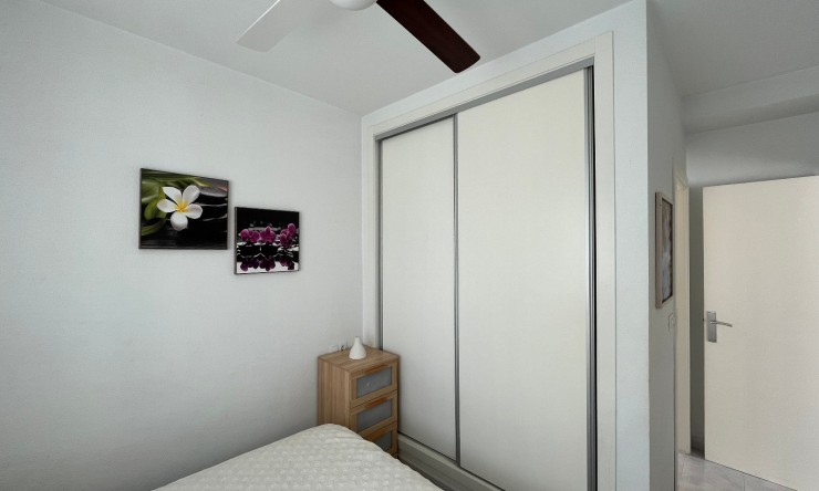Re-Sale - Apartment - Villamartin - Panorama Golf