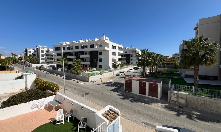 Re-Sale - Apartment - Villamartin - Panorama Golf