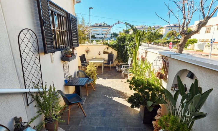Wederverkoop - Quad Villa - Orihuela Costa - Mil Palmeras