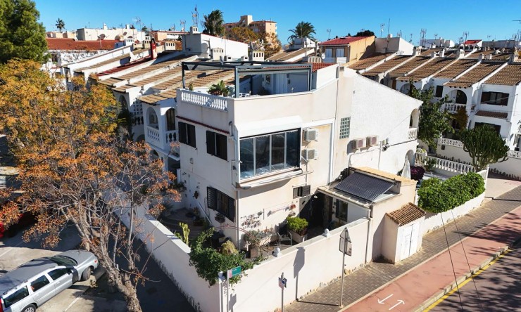 Wederverkoop - Quad Villa - Orihuela Costa - Mil Palmeras