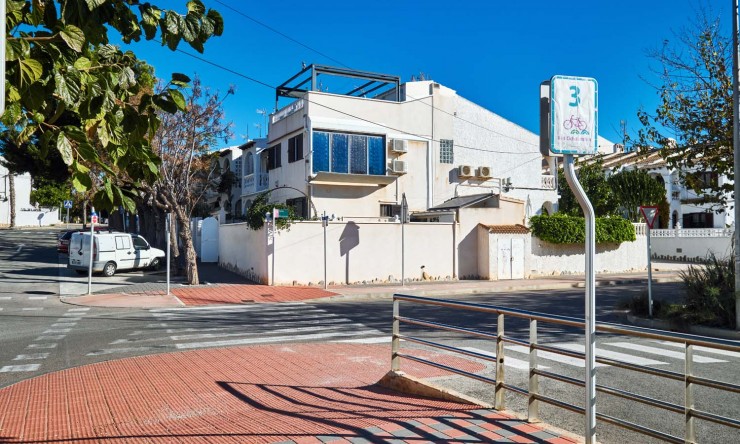 Wederverkoop - Quad Villa - Orihuela Costa - Mil Palmeras