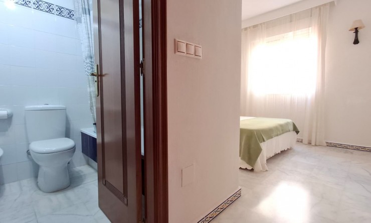 Reventa - Apartamento - Torrevieja - Playa Los Locos