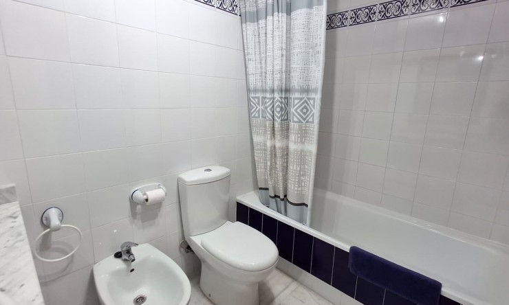 Reventa - Apartamento - Torrevieja - Playa Los Locos