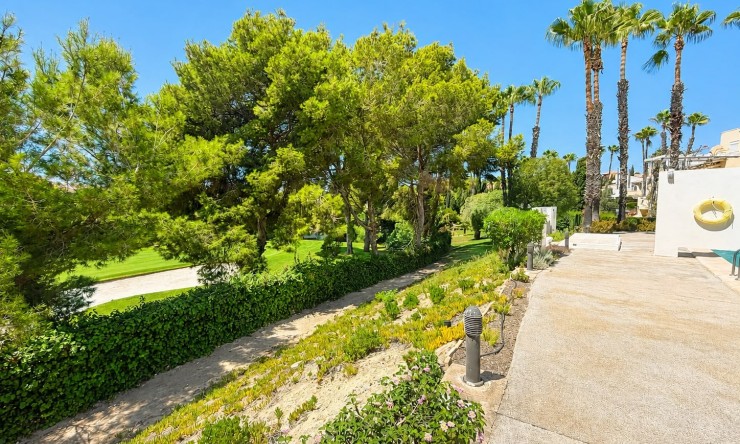 Reventa - Chalet - Orihuela Costa - Villamartin