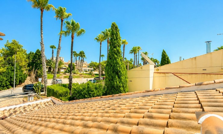 Reventa - Chalet - Orihuela Costa - Villamartin