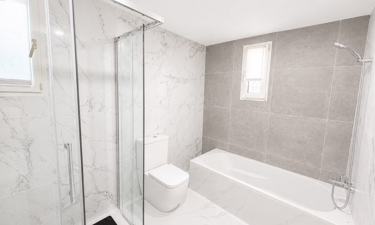 Reventa - Chalet - Orihuela Costa - Villamartin