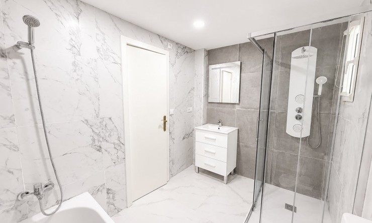 Reventa - Chalet - Orihuela Costa - Villamartin