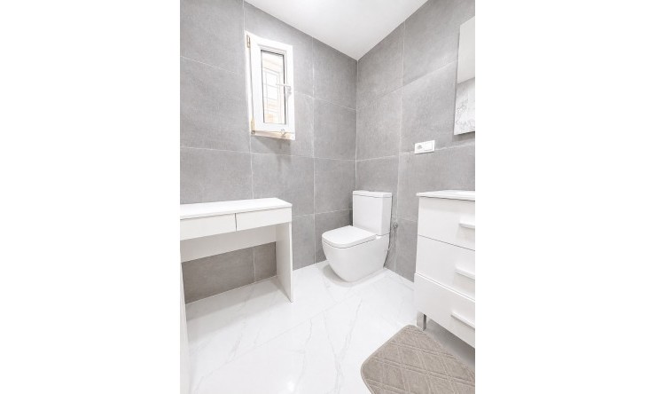 Reventa - Chalet - Orihuela Costa - Villamartin