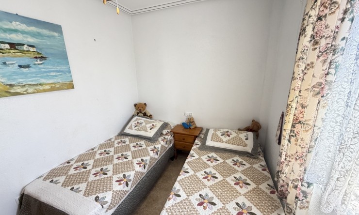 Re-Sale - Apartment - Orihuela Costa - La Zenia