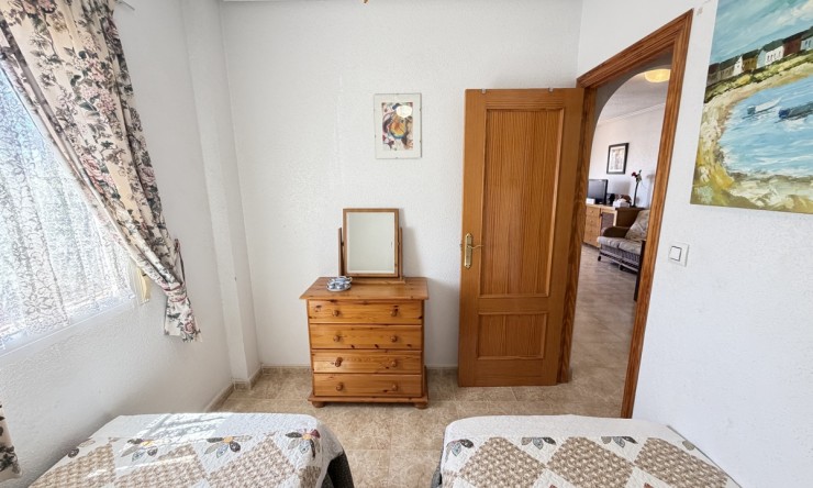 Re-Sale - Apartment - Orihuela Costa - La Zenia