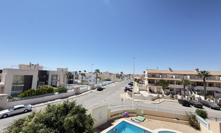 Re-Sale - Apartment - Orihuela Costa - La Zenia