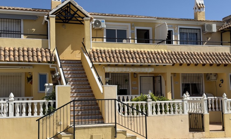 Re-Sale - Apartment - Orihuela Costa - Villamartin