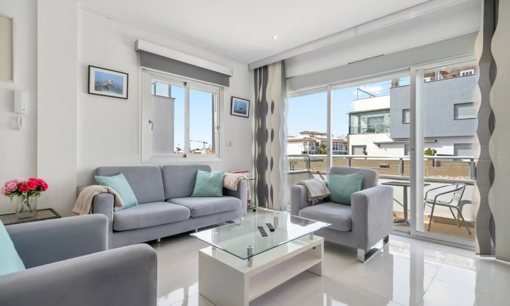 Videresalg - Tomannsbolig - Orihuela Costa - Punta Prima