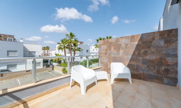 Videresalg - Tomannsbolig - Orihuela Costa - Punta Prima