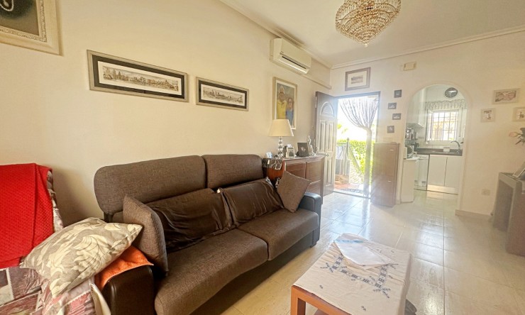 Reventa - Apartamento - Torrevieja - Aguas Nuevas