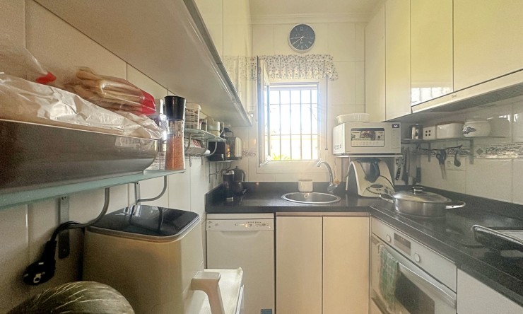 Reventa - Apartamento - Torrevieja - Aguas Nuevas