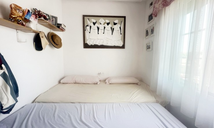 Reventa - Apartamento - Torrevieja - Aguas Nuevas