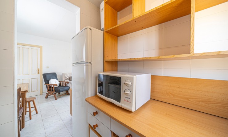 Re-Sale - Apartment - Torrevieja - Aguas Nuevas