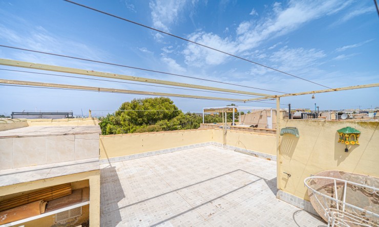 Re-Sale - Apartment - Torrevieja - Aguas Nuevas